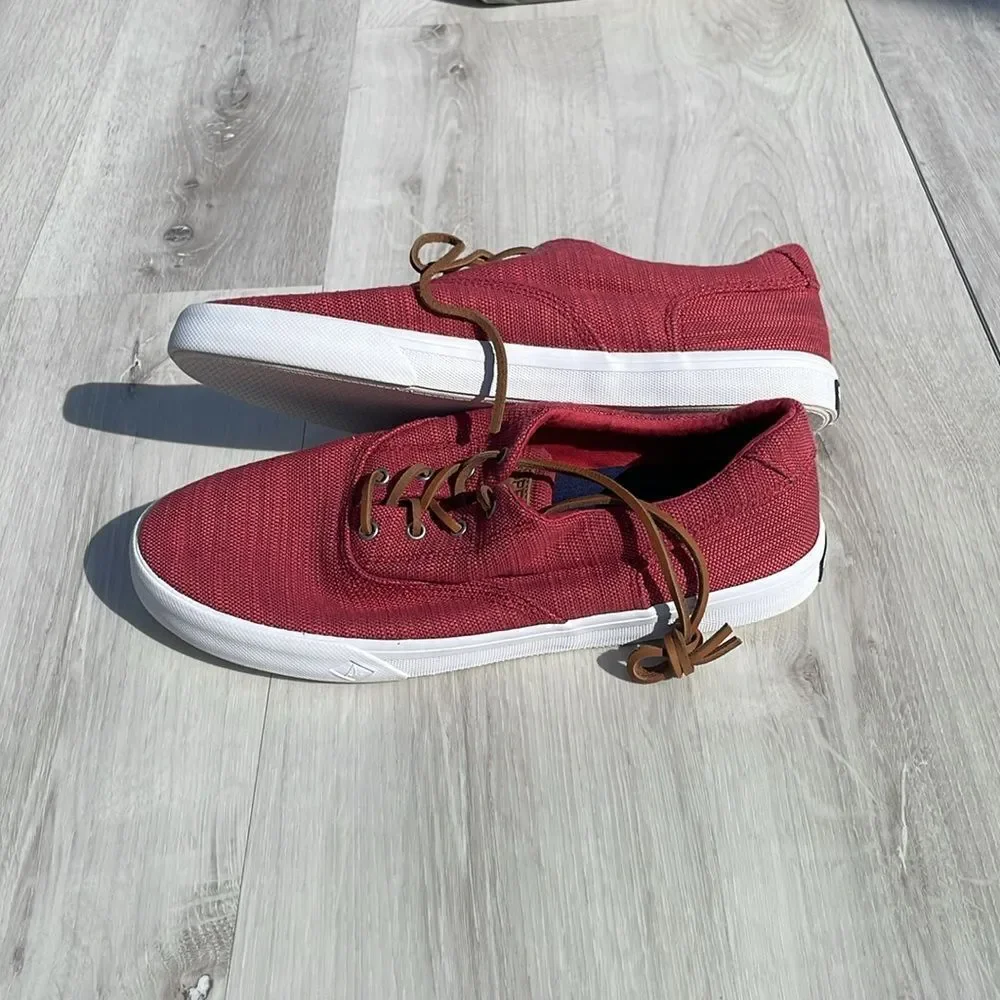 SPERRY Striper II Baja Sneaker in RED (Not blue in stock)size 11 NWT in packagin